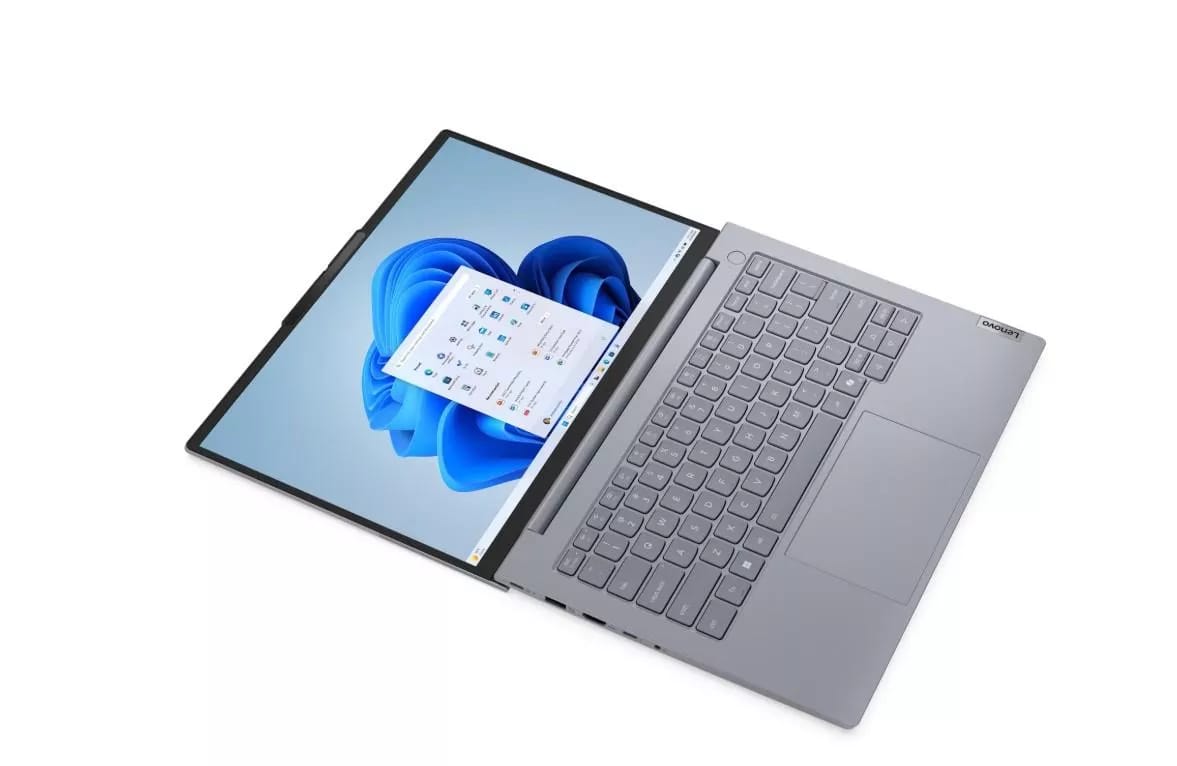 Notebook Lenovo TB14 U5 8G 512 SSD W11P