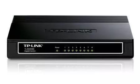 Switch 8 Port 10/100/1000 Deskto