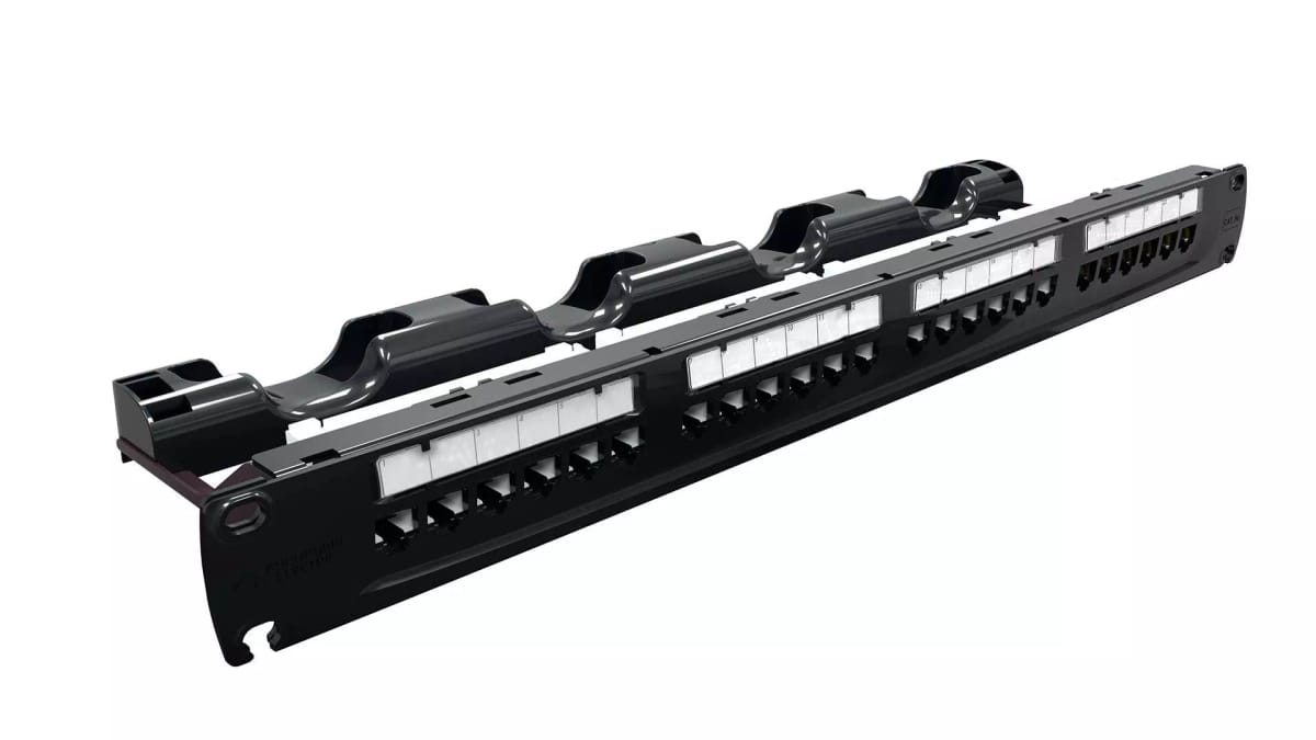 Pachera Furukawa CAT5E 24 Port Modular Cargada
