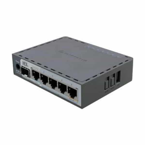 Router MikroTik E60iUGS 5 puertos Gigabit con PoE-out y SFP 2,5G